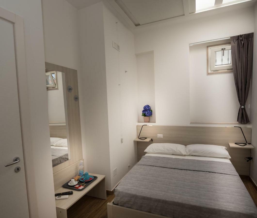B&B Marco Polo 16 Trinitapoli Exterior foto